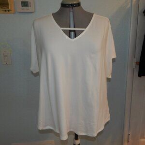 Tranquility Plus Size XXL White Blouse Keyhole Soft Stretch Shirt Top NWT New